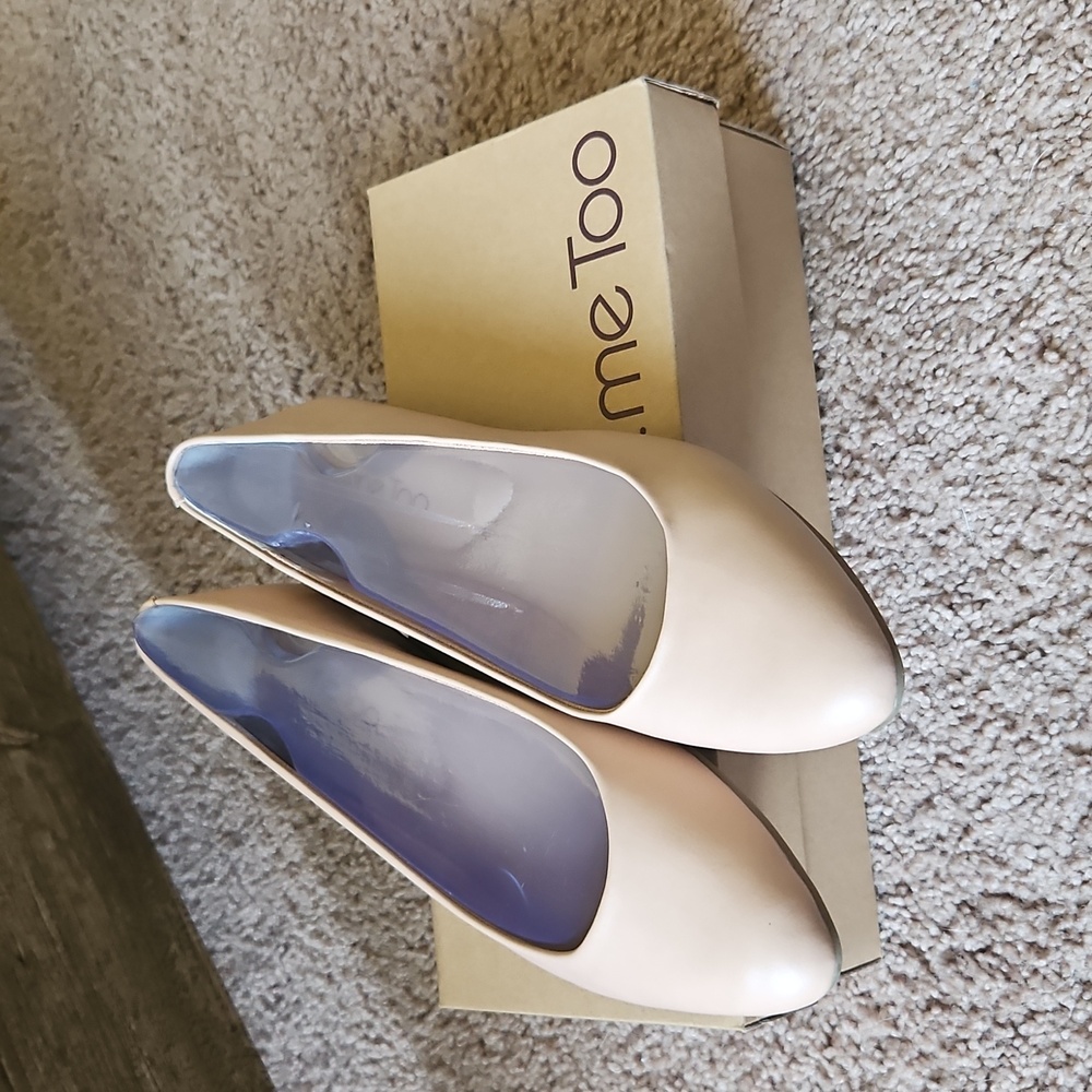 Nude Flats